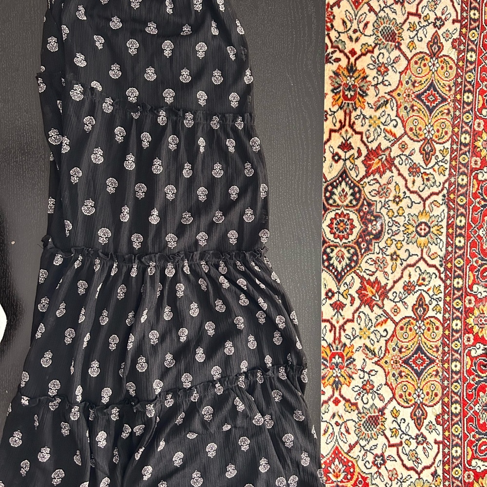 Torrid Black White Floral Pattern maxi skirt!